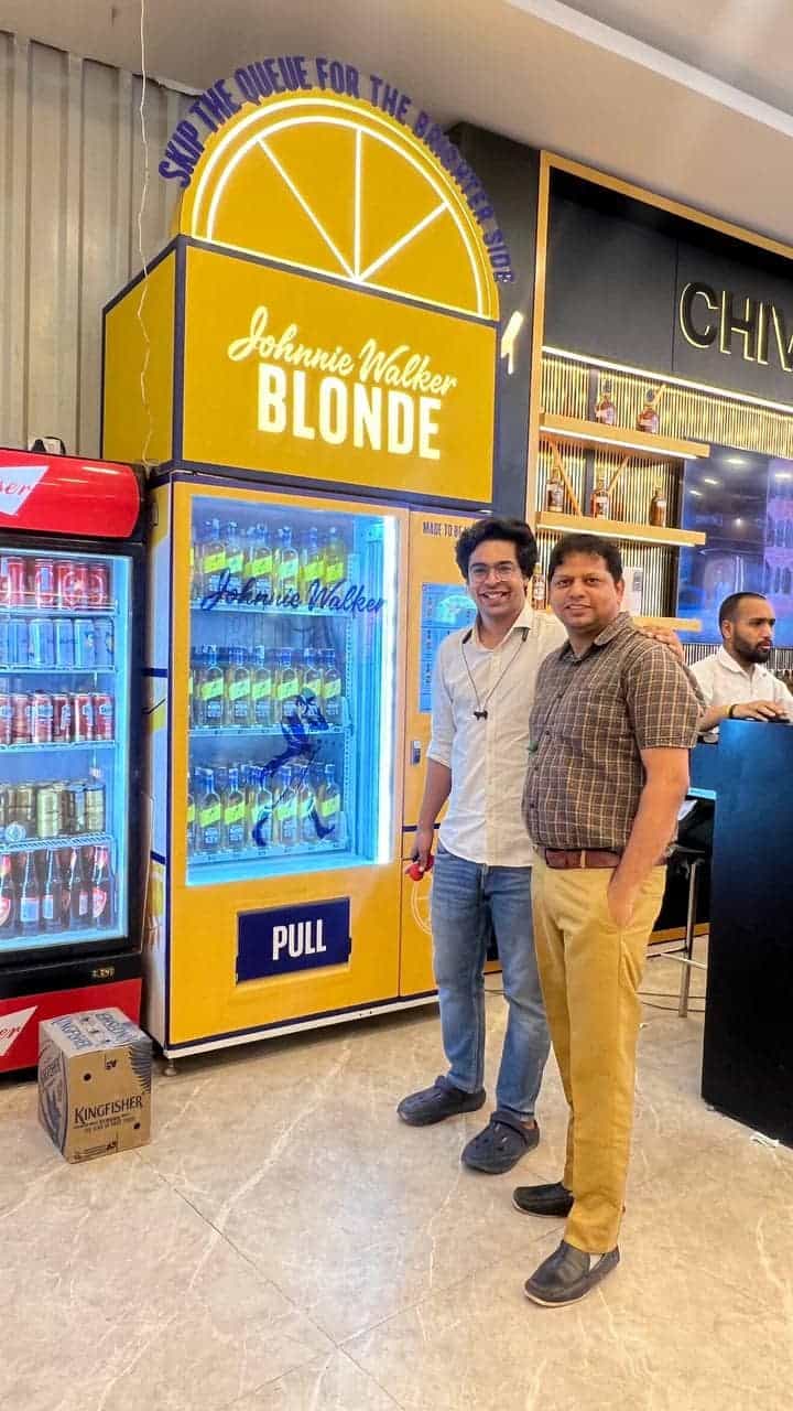 Phoenix vending machine showcase