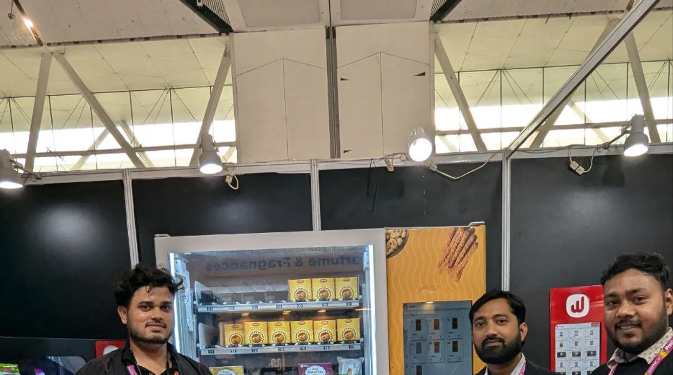 Combo vending machine with both a snack section and a chilled drink section