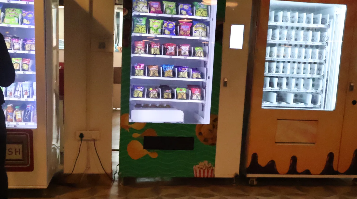 Overhead planning layout showing the steps to rent a vending machine